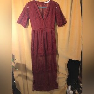 EUC Eleter Maroon Lace Maxi Dress. Size S
